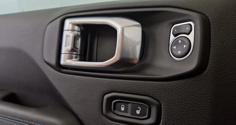 Jeep Wrangler cena 250900 przebieg: 33824, rok produkcji 2021 z Przedbórz małe 436